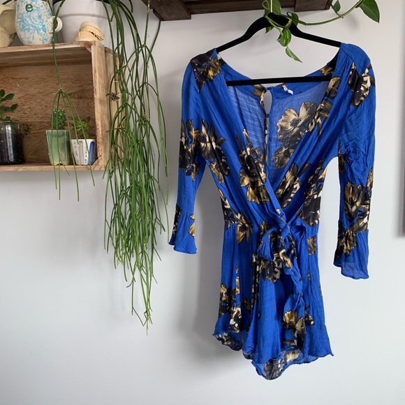 NWOT Free People blue ruffle tie front romper - Picture 2 of 8